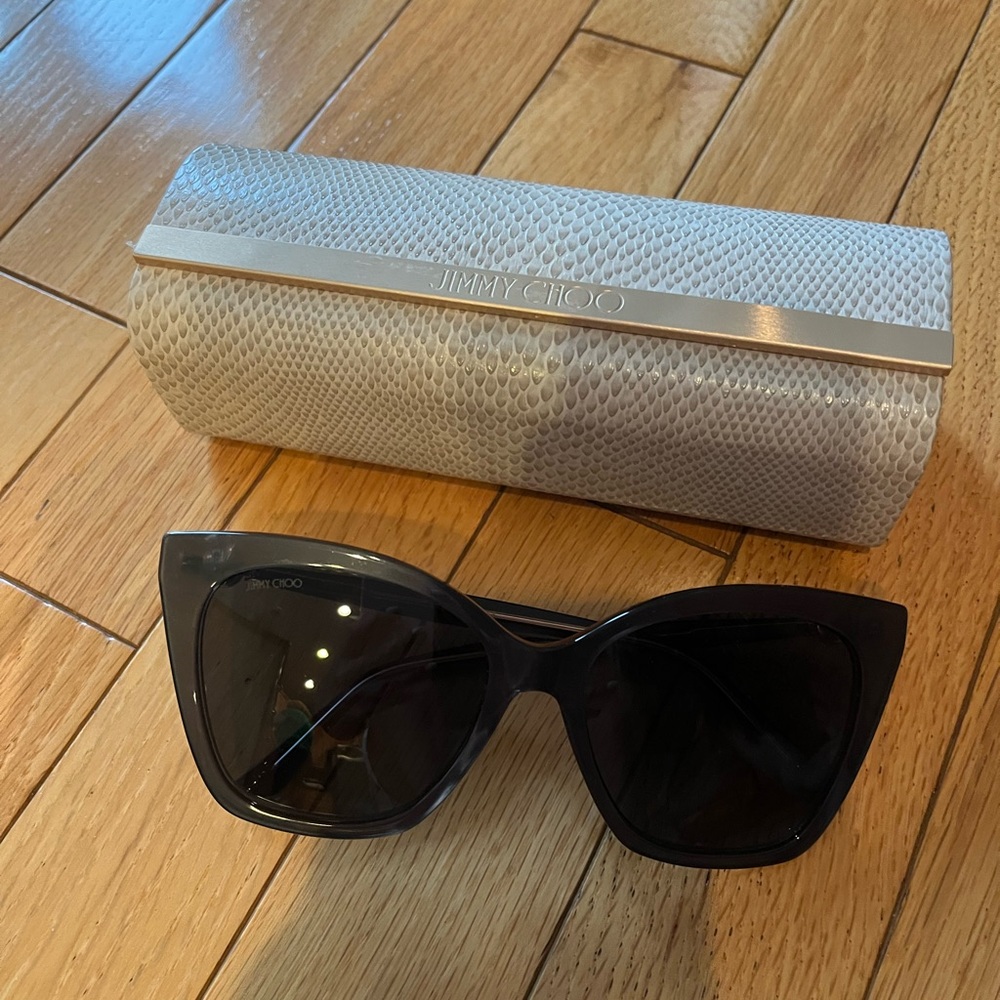 Jimmy Choo Rua butterfly shape Sunglasses with case